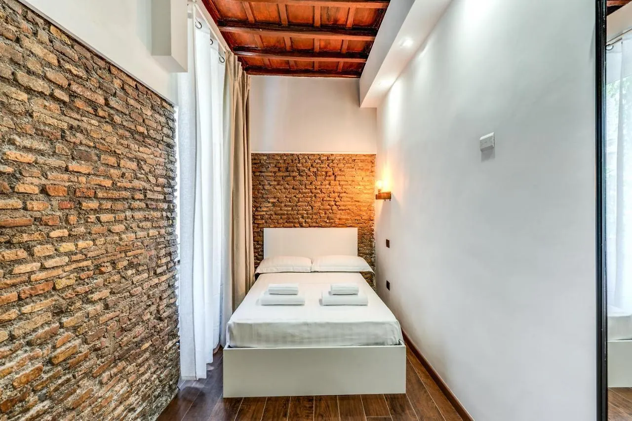 Effe Luxury Palace Rome 0*,  Italy