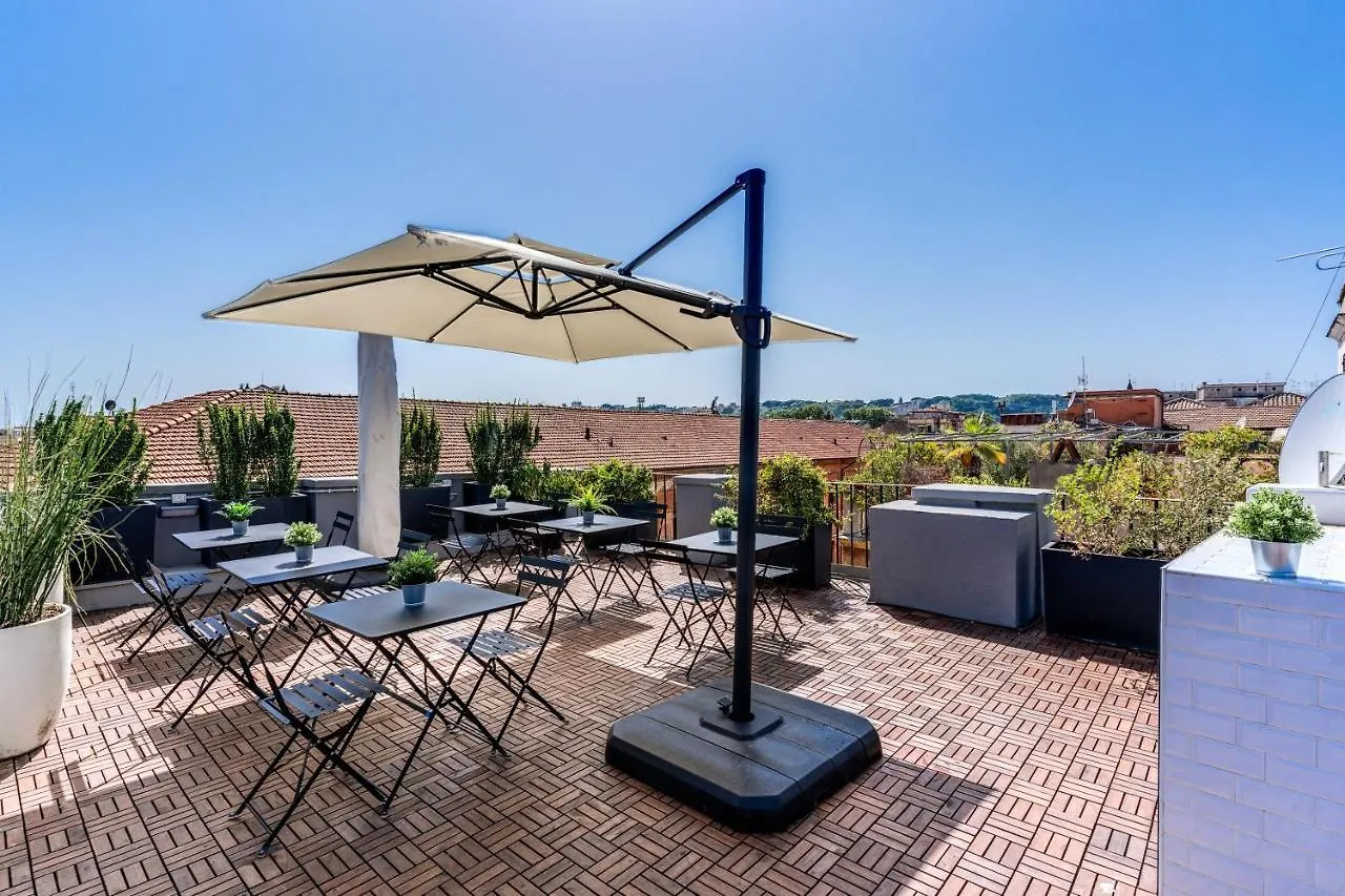 Effe Luxury Palace Rome Bed & Breakfast