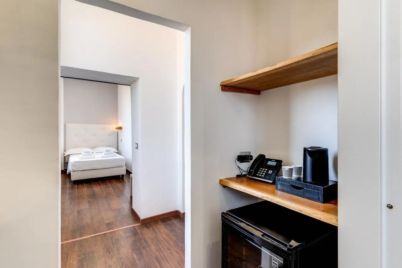 Effe Luxury Palace Rome Bed & Breakfast