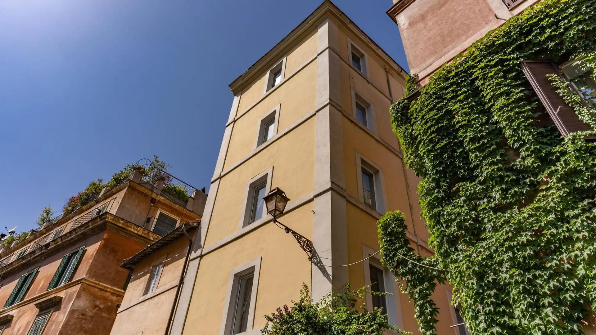 Effe Luxury Palace Rome 0*,  Italy